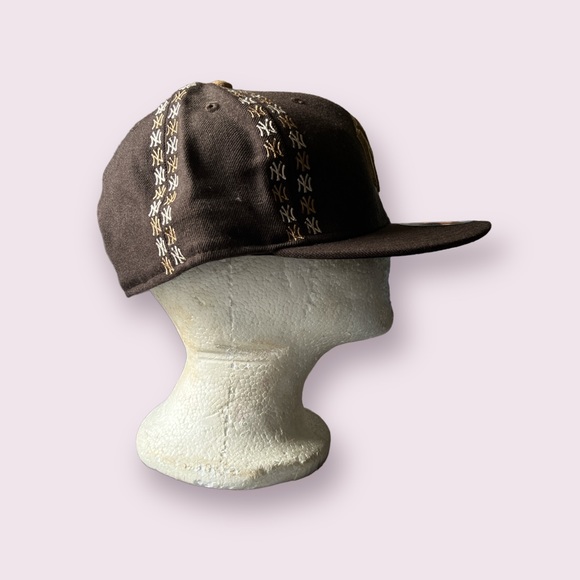 New era ny Yankees fitted hat size 7 3/4 - Picture 2 of 2